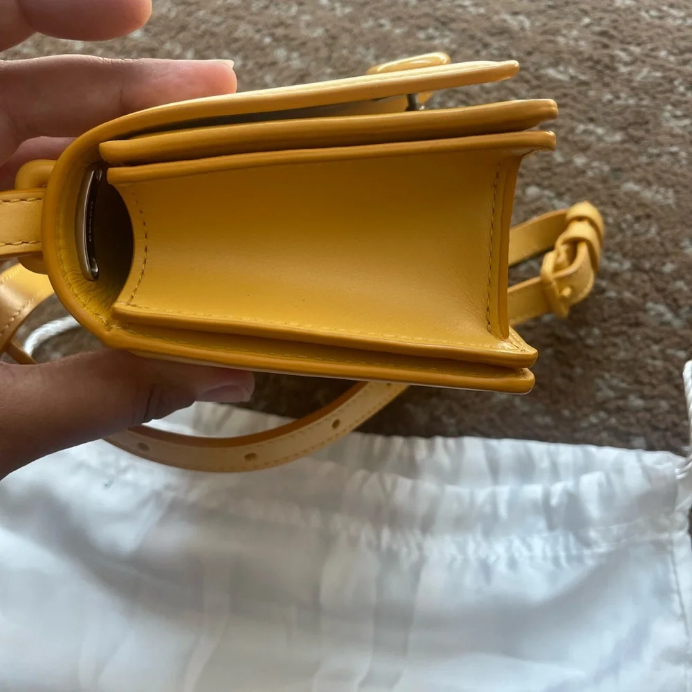 Coach Bandit Crossbody - Picture 9 of 11